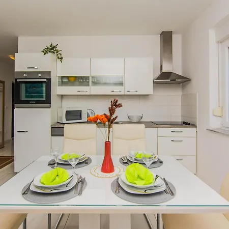 With A Parking Space - 18541 Apartment *